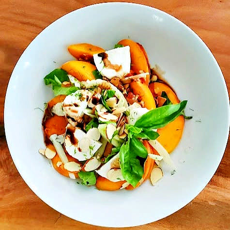 Summer Peach & Burrata Salad with Fennel and Basil